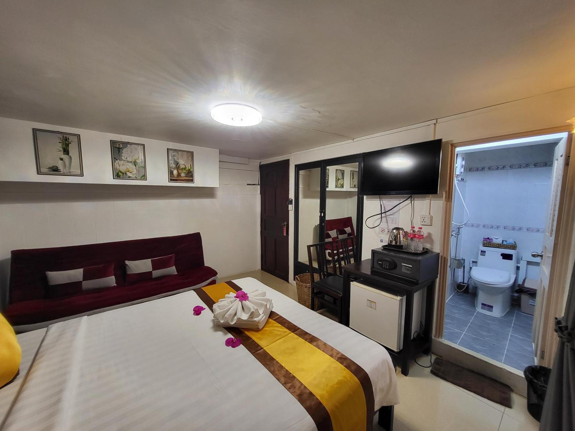 Sun Chakra Boutique Hotel Phnom Penh Exterior foto
